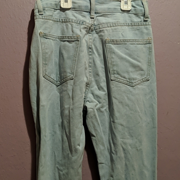 High Waisted Ladder Distressed Jeans - Picture 3 of 4